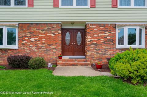 22 Plafsky Dr, Edison, NJ 08817 photo 4