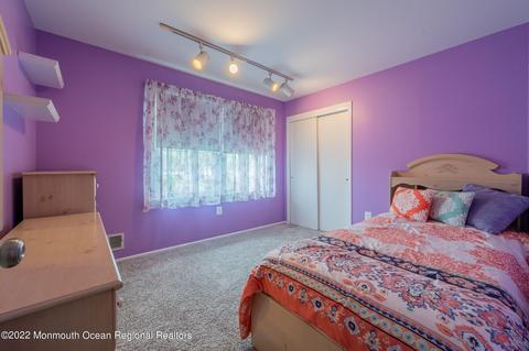 22 Plafsky Dr, Edison, NJ 08817 photo 26