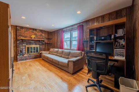 22 Plafsky Dr, Edison, NJ 08817 photo 18