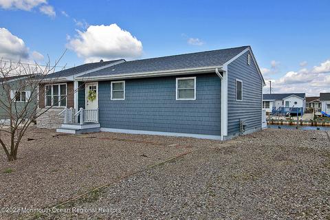 406 Whyatt Ct, Forked River, NJ 08731 photo 4