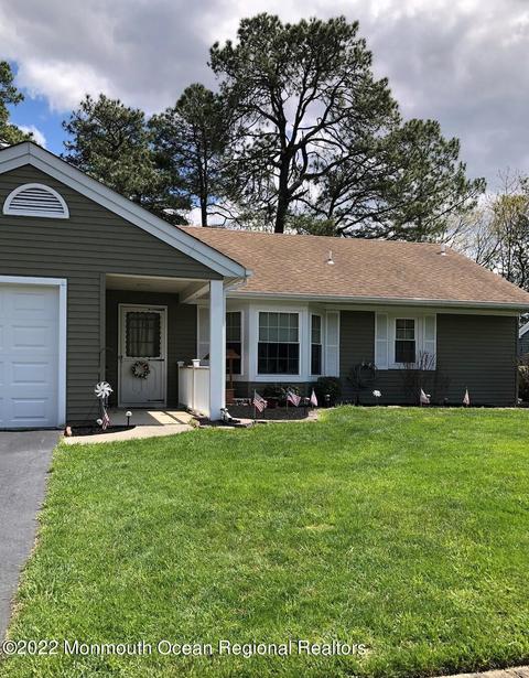 2000 Brookdale Dr, Forked River, NJ 08731 photo 2