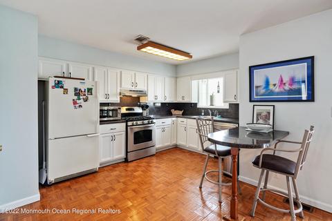 22 Devon Ct, Spring Lake Heights, NJ 07762 photo 11