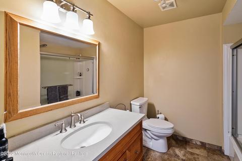 22 Devon Ct, Spring Lake Heights, NJ 07762 photo 27