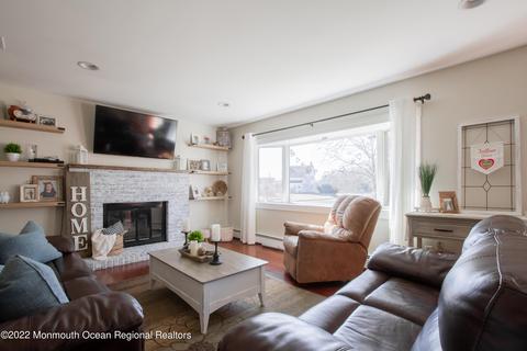 3 Stone Ct, Matawan, NJ 07747 photo 4