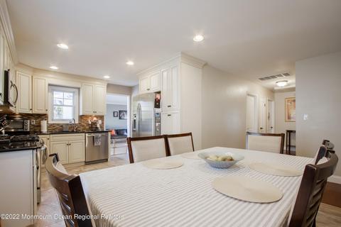 3 Stone Ct, Matawan, NJ 07747 photo 9