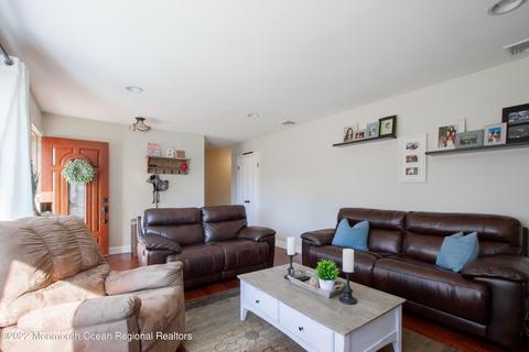 3 Stone Ct, Matawan, NJ 07747 photo 7