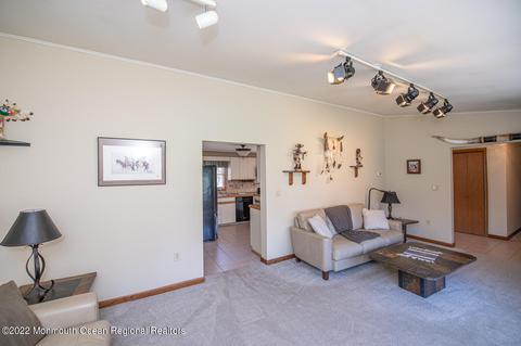 8 Crest Rd, Jackson, NJ 08527 photo 28