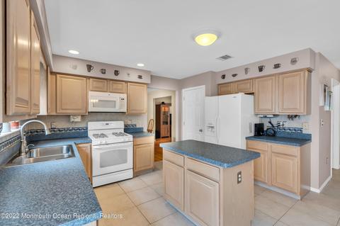 401 Center St, Forked River, NJ 08731 photo 38