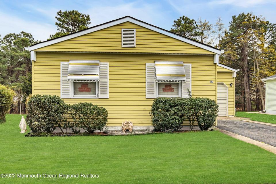 147 Freeport Blvd, Toms River, NJ 08757 26 Photos MLS 22212323