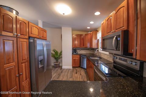 32 Buckingham Dr, Jackson, NJ 08527 photo 10