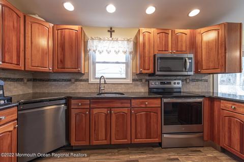 32 Buckingham Dr, Jackson, NJ 08527 photo 9