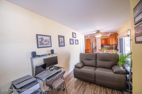 32 Buckingham Dr, Jackson, NJ 08527 photo 17