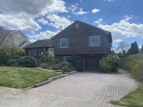 921 Lake Ave, Spring Lake Heights, NJ 07762