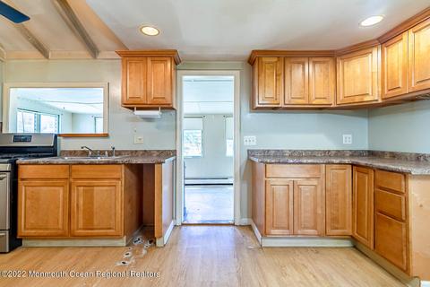 27 Central Ave, Waretown, NJ 08758 photo 17