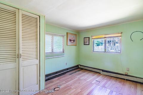 27 Central Ave, Waretown, NJ 08758 photo 18