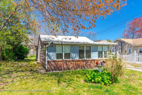 27 Central Ave, Waretown, NJ 08758 photo 1