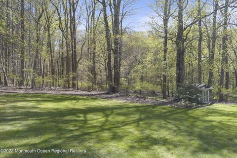 18 Allocco Dr, Holmdel, NJ 07733 photo 21