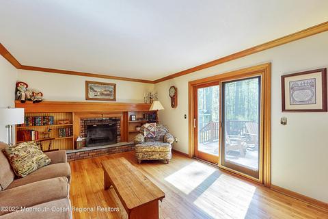 18 Allocco Dr, Holmdel, NJ 07733 photo 32