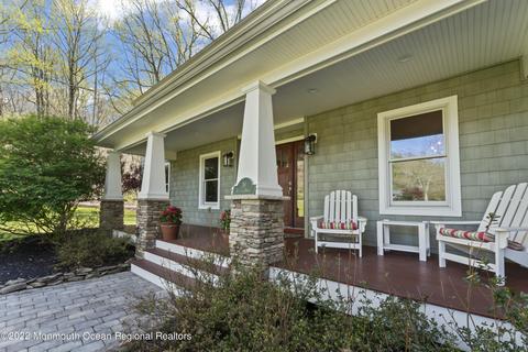 18 Allocco Dr, Holmdel, NJ 07733 photo 7