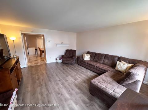 920 Sandra Pl, Brick, NJ 08724 photo 3