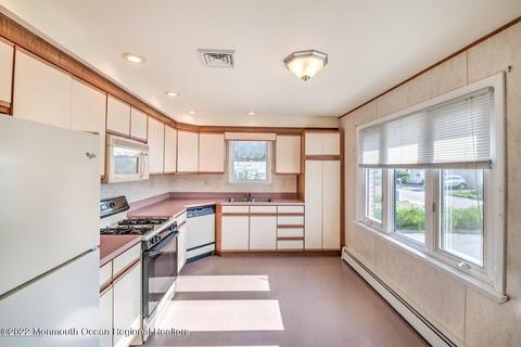 3 Sands Point Rd, Waretown, NJ 08758 photo 4