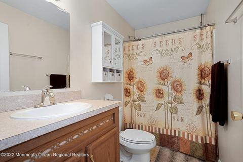 618 Pine St, Jackson, NJ 08527 photo 17