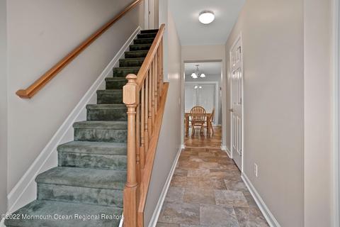 618 Pine St, Jackson, NJ 08527 photo 2
