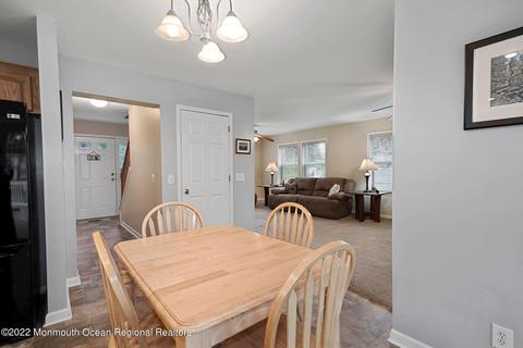 618 Pine St, Jackson, NJ 08527 photo 9