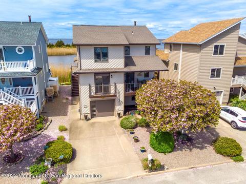 1456 S Bayview Ave, Seaside Park, NJ 08752
