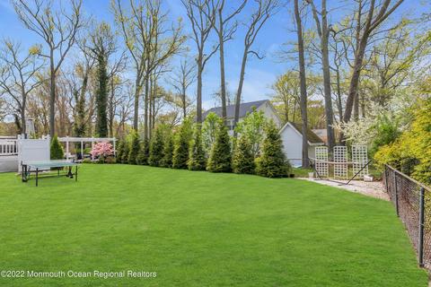 236 Pinecrest Rd, Ocean Twp, NJ 07755 photo 4