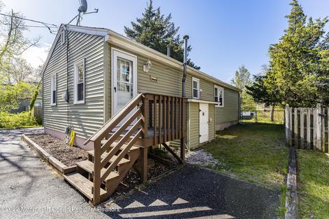 44 Bryant Rd, Waretown, NJ 08758 photo 4