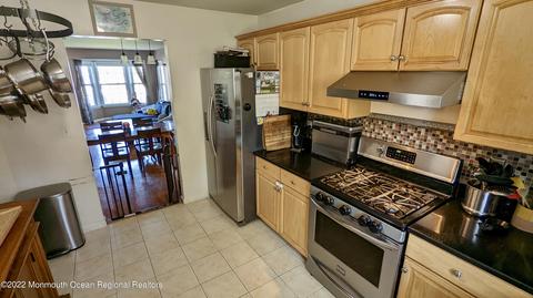 4 Dolan Ave, Matawan, NJ 07747 photo 7