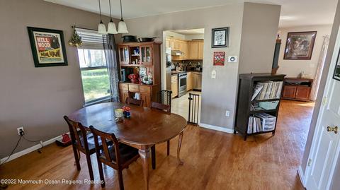 4 Dolan Ave, Matawan, NJ 07747 photo 5