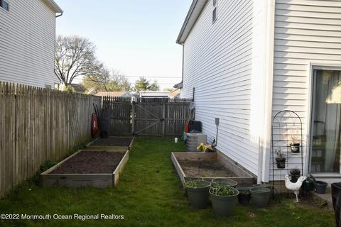 4 Dolan Ave, Matawan, NJ 07747 photo 18