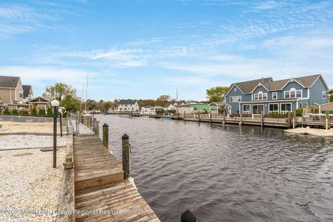 18 Commodore Dr, Brick, NJ 08723 photo 5