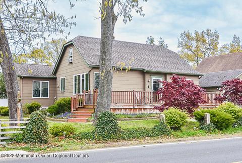 481 Laurel Ave, Brick, NJ 08723 photo 2