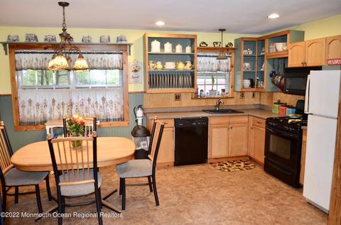 37 E Connecticut Concourse, Jackson, NJ 08527 photo 7