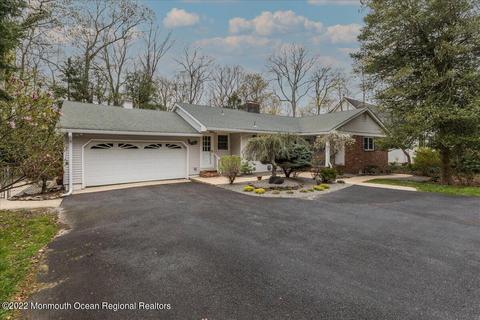 619 Holly Hill Dr, Brielle, NJ 08730