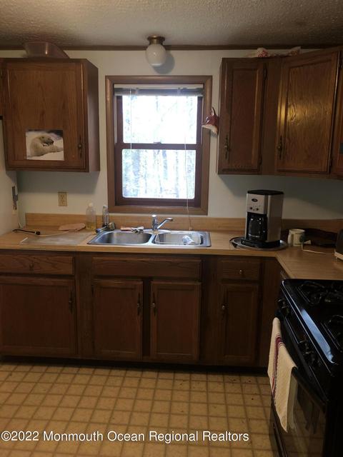 1 Broderick Dr, Jackson, NJ 08527 photo 6