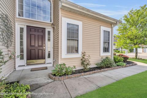 53 Strathmere St, Waretown, NJ 08758 photo 4