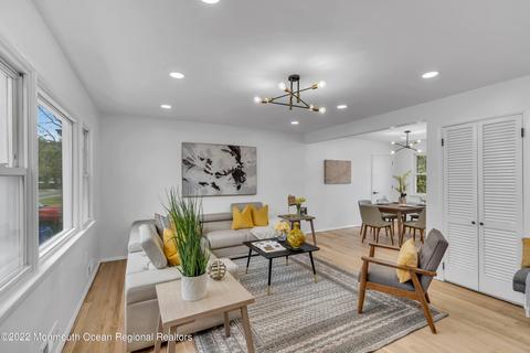 609 Midstreams Rd, Brick, NJ 08724 photo 2