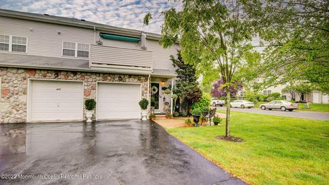450 Deuce Dr, Wall, NJ 07719 photo 2