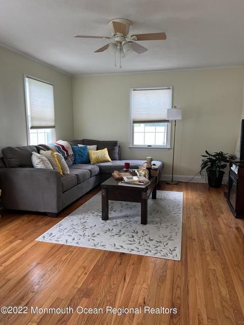 30 Lakeside Dr, Matawan, NJ 07747 photo 2