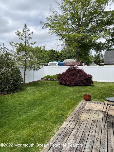 30 Lakeside Dr, Matawan, NJ 07747 photo 19