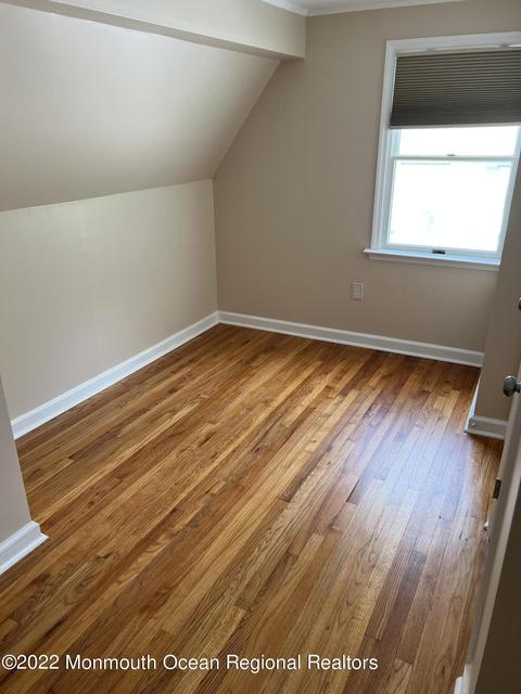 30 Lakeside Dr, Matawan, NJ 07747 photo 9