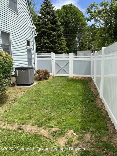 30 Lakeside Dr, Matawan, NJ 07747 photo 20
