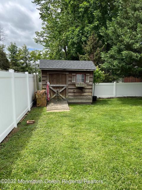 30 Lakeside Dr, Matawan, NJ 07747 photo 21