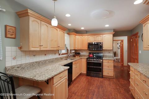 538 Baxter St, Brick, NJ 08723 photo 9