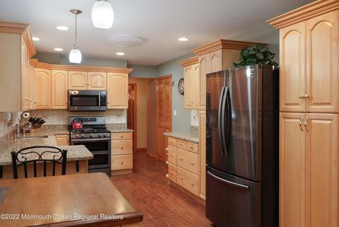 538 Baxter St, Brick, NJ 08723 photo 10