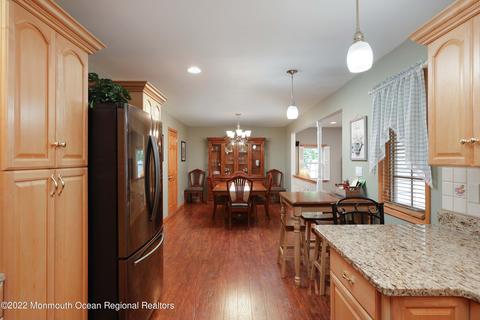 538 Baxter St, Brick, NJ 08723 photo 12